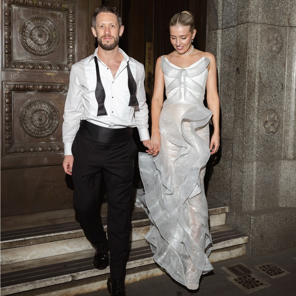 MATICEVSKI Refraction Sequin Mesh Gown size 6 US / 10 UK - bridal second look - Picture 7 of 8